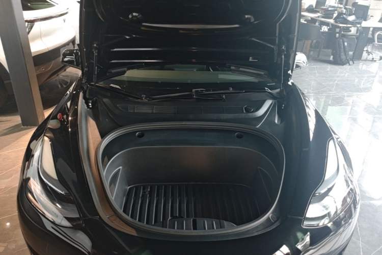 Used Tesla Model 3 2022 Rear-Wheel-Drive Version Engine Bay