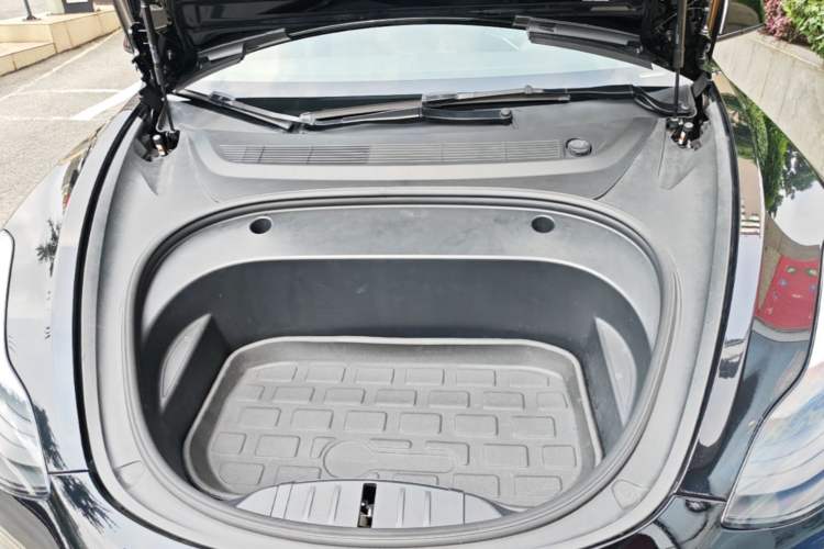 Used Tesla Model 3 2022 Rear-Wheel-Drive Version Engine Bay