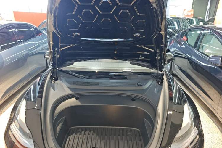 Used Tesla Model 3 2022 Rear-Wheel-Drive Version Engine Bay