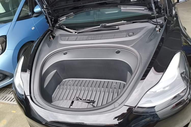 Used Tesla Model 3 2022 Rear-Wheel-Drive Version Engine Bay