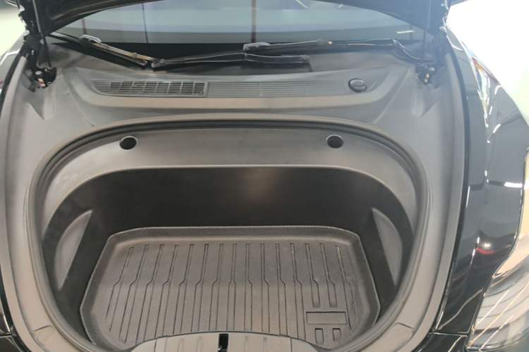 Used Tesla Model 3 2022 Rear-Wheel-Drive Version Engine Bay