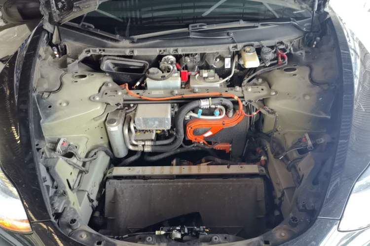 Used Tesla Model 3 2022 Rear-Wheel-Drive Version Engine Bay