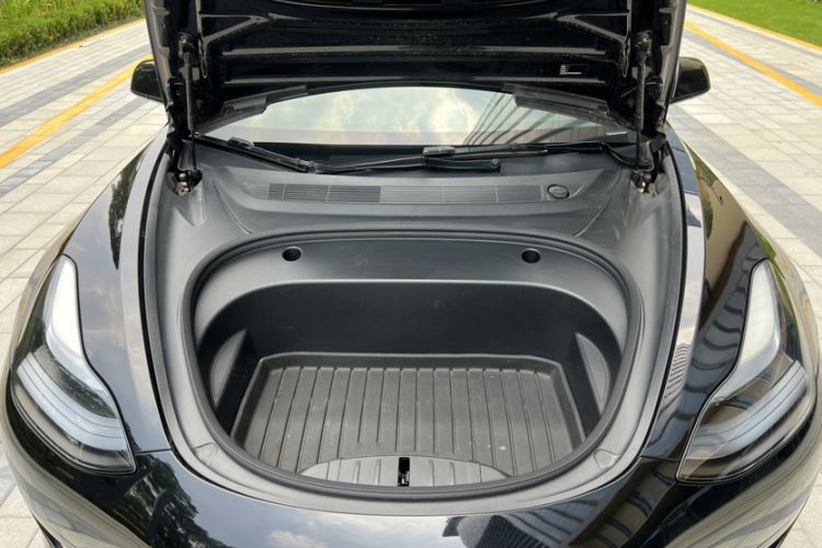 Used Tesla Model 3 2022 Rear-Wheel-Drive Version Engine Bay