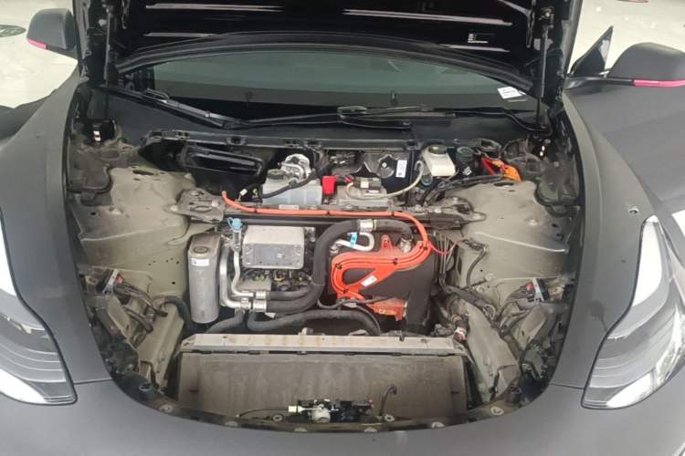 Used Tesla Model 3 2022 Rear-Wheel-Drive Version Engine Bay