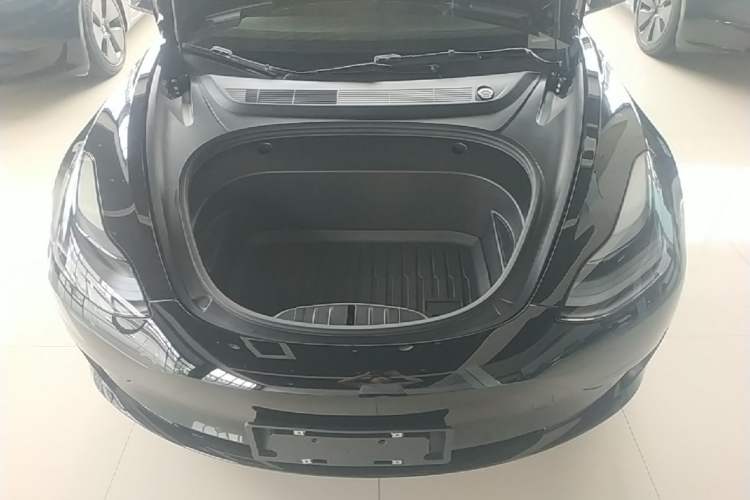 Used Tesla Model 3 2022 Rear-Wheel-Drive Version Engine Bay