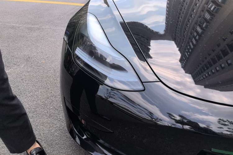 Used Tesla Model 3 2022 Rear-Wheel-Drive Version Exterior 1