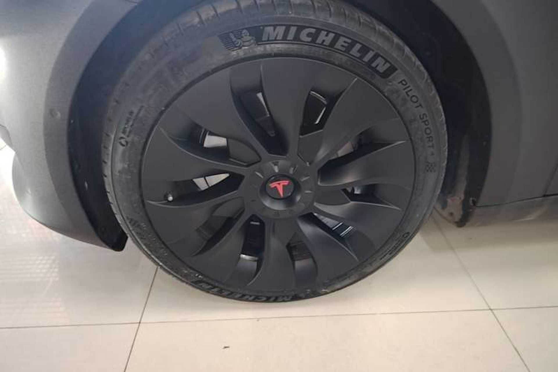 Used Tesla Model 3 2022 Rear-Wheel-Drive Version Exterior 1
