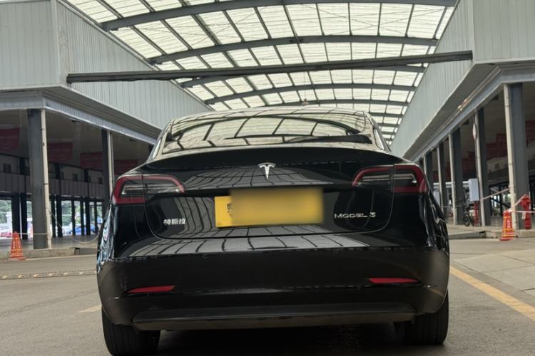 Used Tesla Model 3 2022 Rear-Wheel-Drive Version Exterior 1
