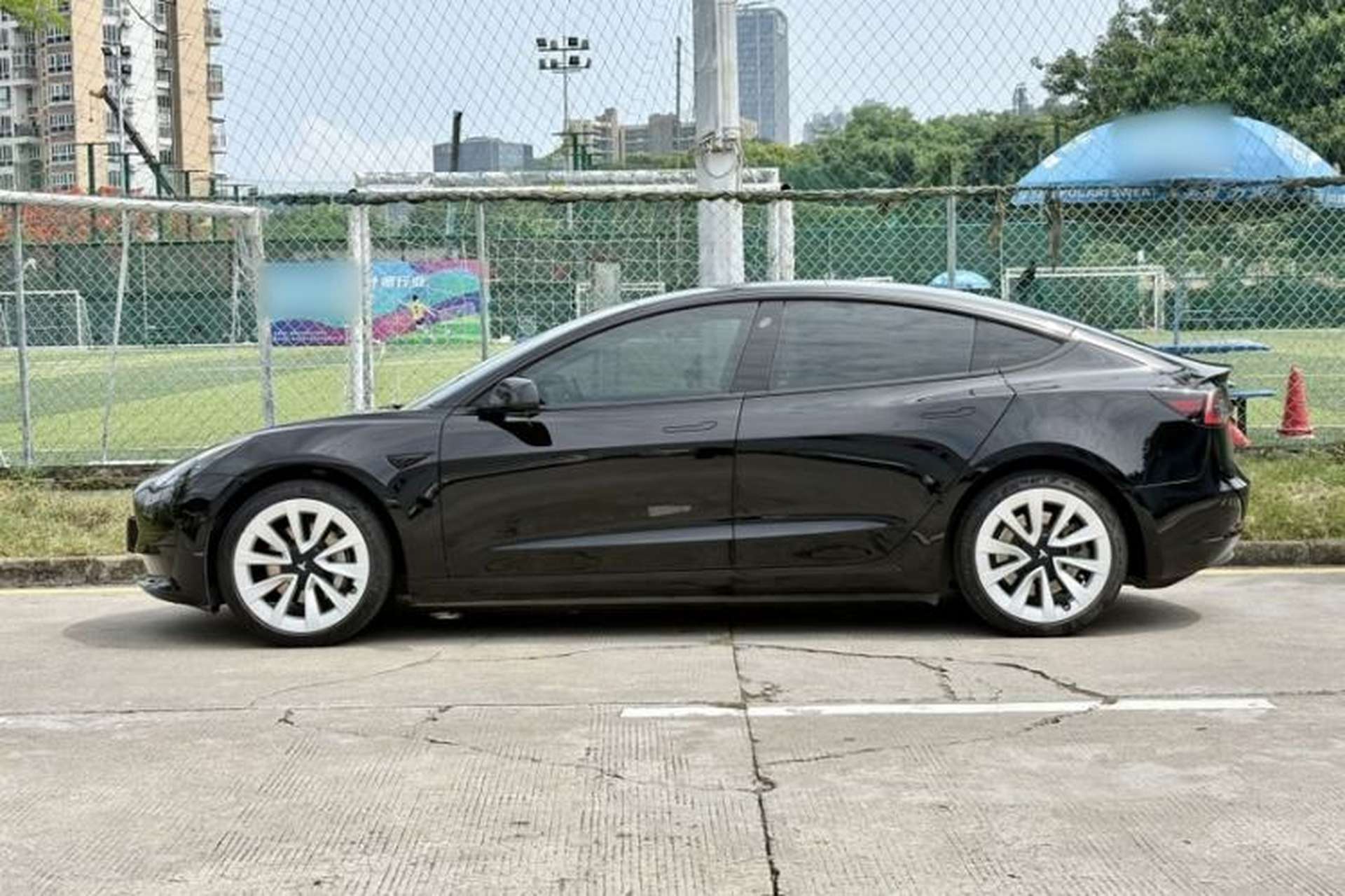 Used Tesla Model 3 2022 Rear-Wheel-Drive Version Exterior 1