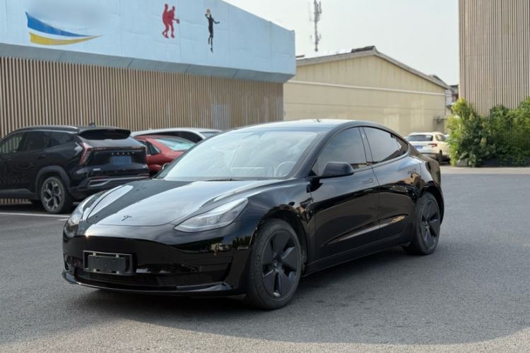 Used Tesla Model 3 2022 Rear-Wheel-Drive Version Exterior 2