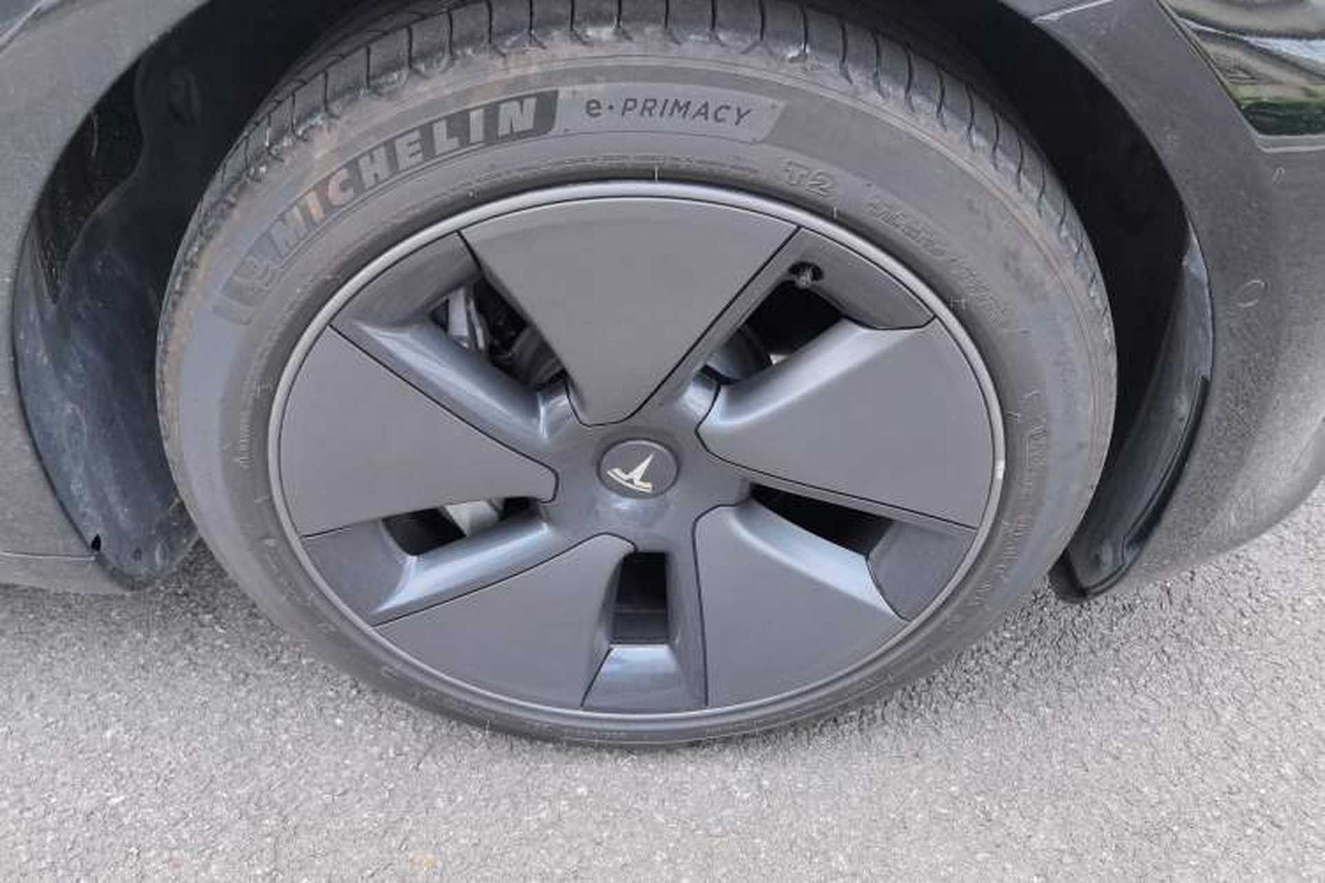 Used Tesla Model 3 2022 Rear-Wheel-Drive Version Exterior 2