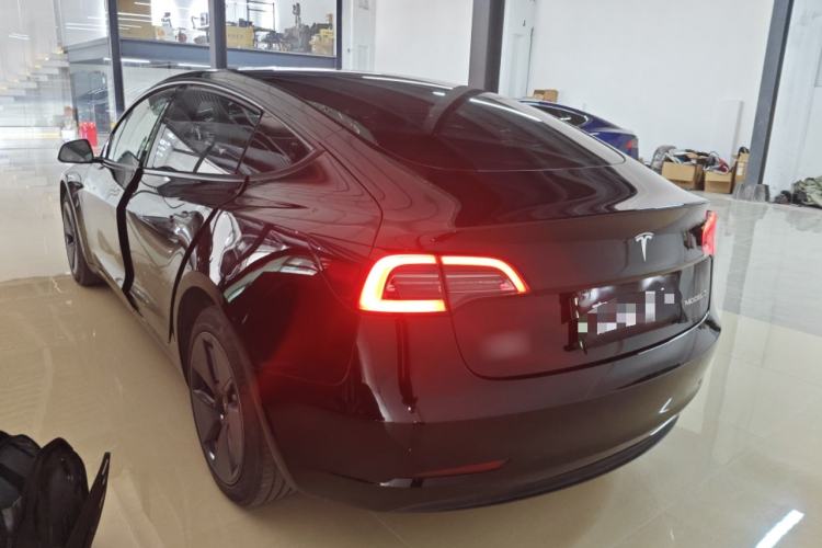 Used Tesla Model 3 2022 Rear-Wheel-Drive Version Exterior 2