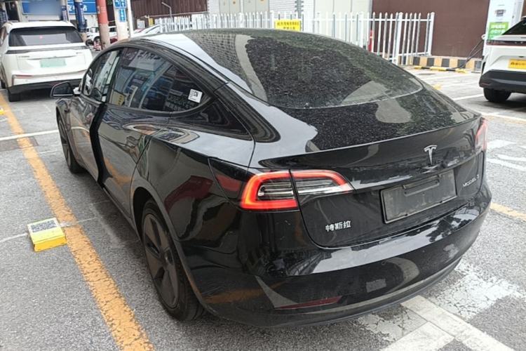 Used Tesla Model 3 2022 Rear-Wheel-Drive Version Exterior 2