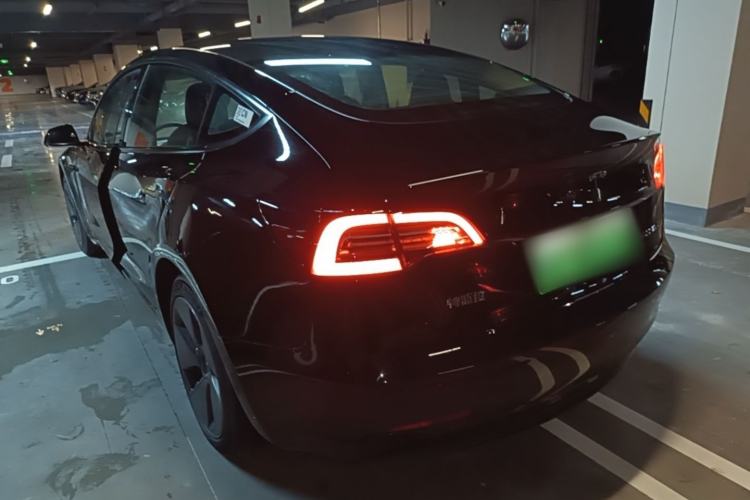 Used Tesla Model 3 2022 Rear-Wheel-Drive Version Exterior 2