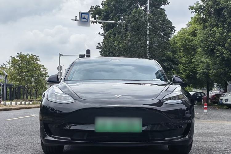 Used Tesla Model 3 2022 Rear-Wheel-Drive Version Exterior 2