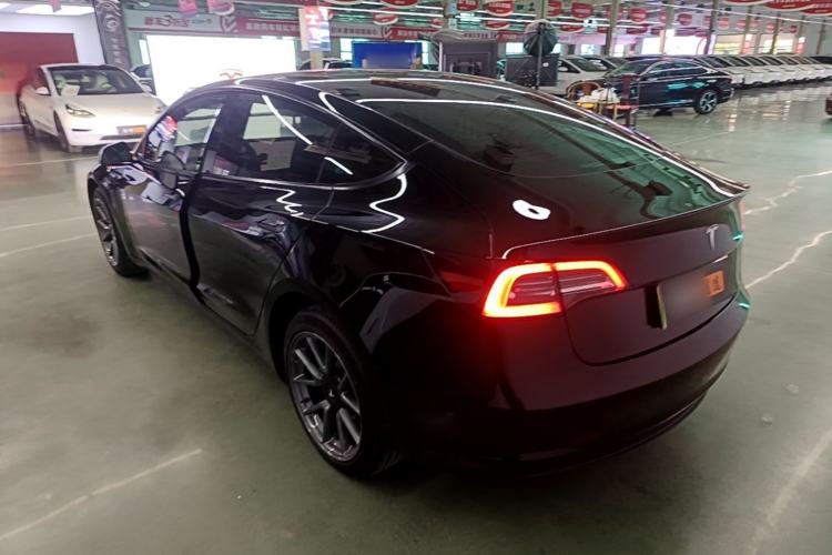 Used Tesla Model 3 2022 Rear-Wheel-Drive Version Exterior 2