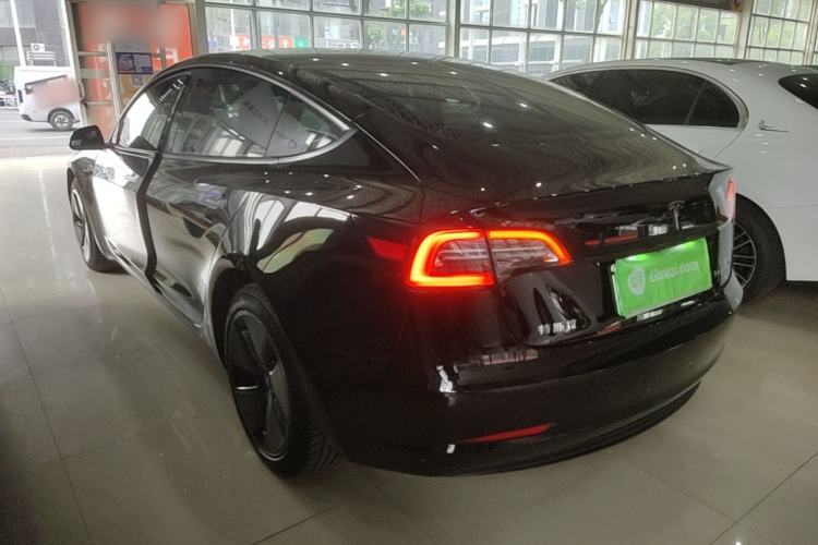 Used Tesla Model 3 2022 Rear-Wheel-Drive Version Exterior 2