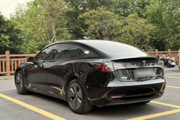 Used Tesla Model 3 2022 Rear-Wheel-Drive Version Exterior 2