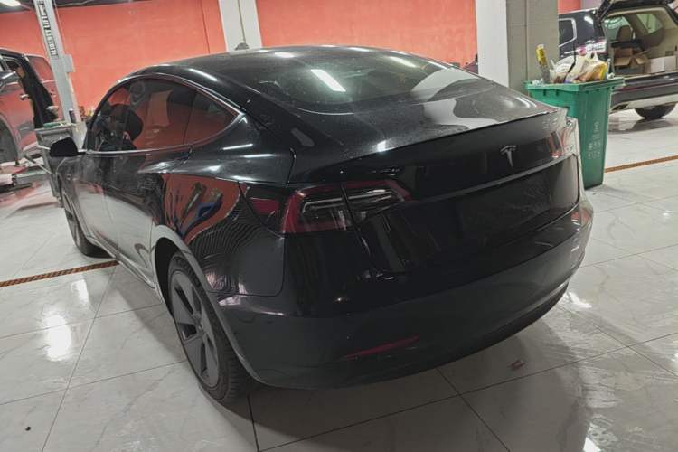 Used Tesla Model 3 2022 Rear-Wheel-Drive Version Exterior 2