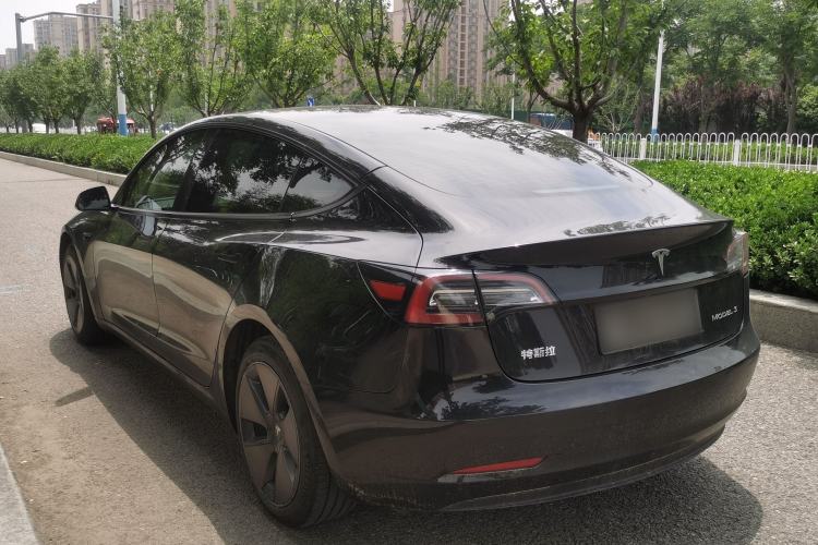 Used Tesla Model 3 2022 Rear-Wheel-Drive Version Exterior 2