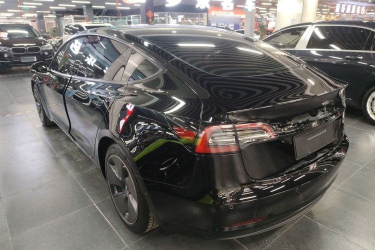Used Tesla Model 3 2022 Rear-Wheel-Drive Version Exterior 2