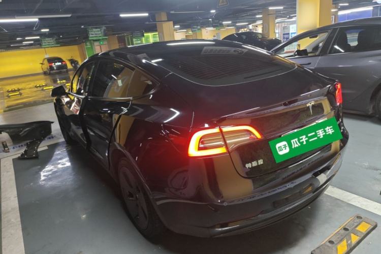 Used Tesla Model 3 2022 Rear-Wheel-Drive Version Exterior 2