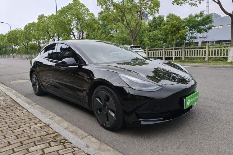 Used Tesla Model 3 2022 Rear-Wheel-Drive Version Exterior 2