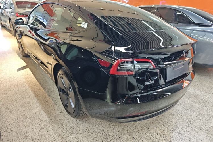 Used Tesla Model 3 2022 Rear-Wheel-Drive Version Exterior 2