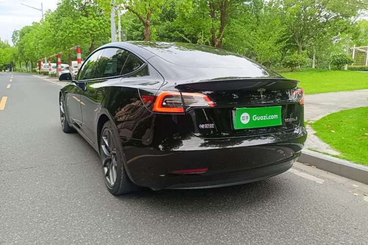 Used Tesla Model 3 2022 Performance High-Performance All-Wheel-Drive Version Exterior 2