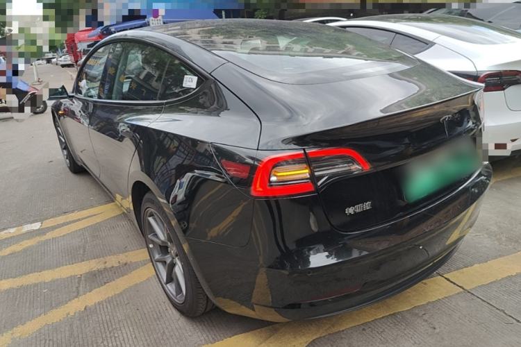 Used Tesla Model 3 2022 Rear-Wheel-Drive Version Exterior 2