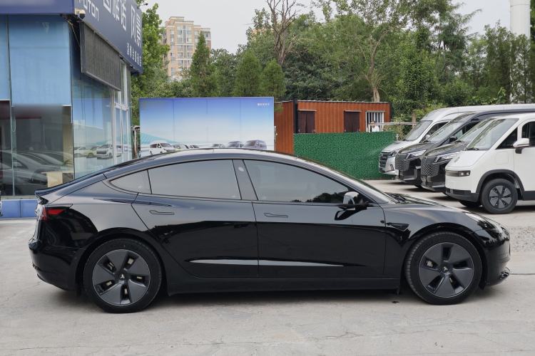 Used Tesla Model 3 2022 Rear-Wheel-Drive Version Exterior 3