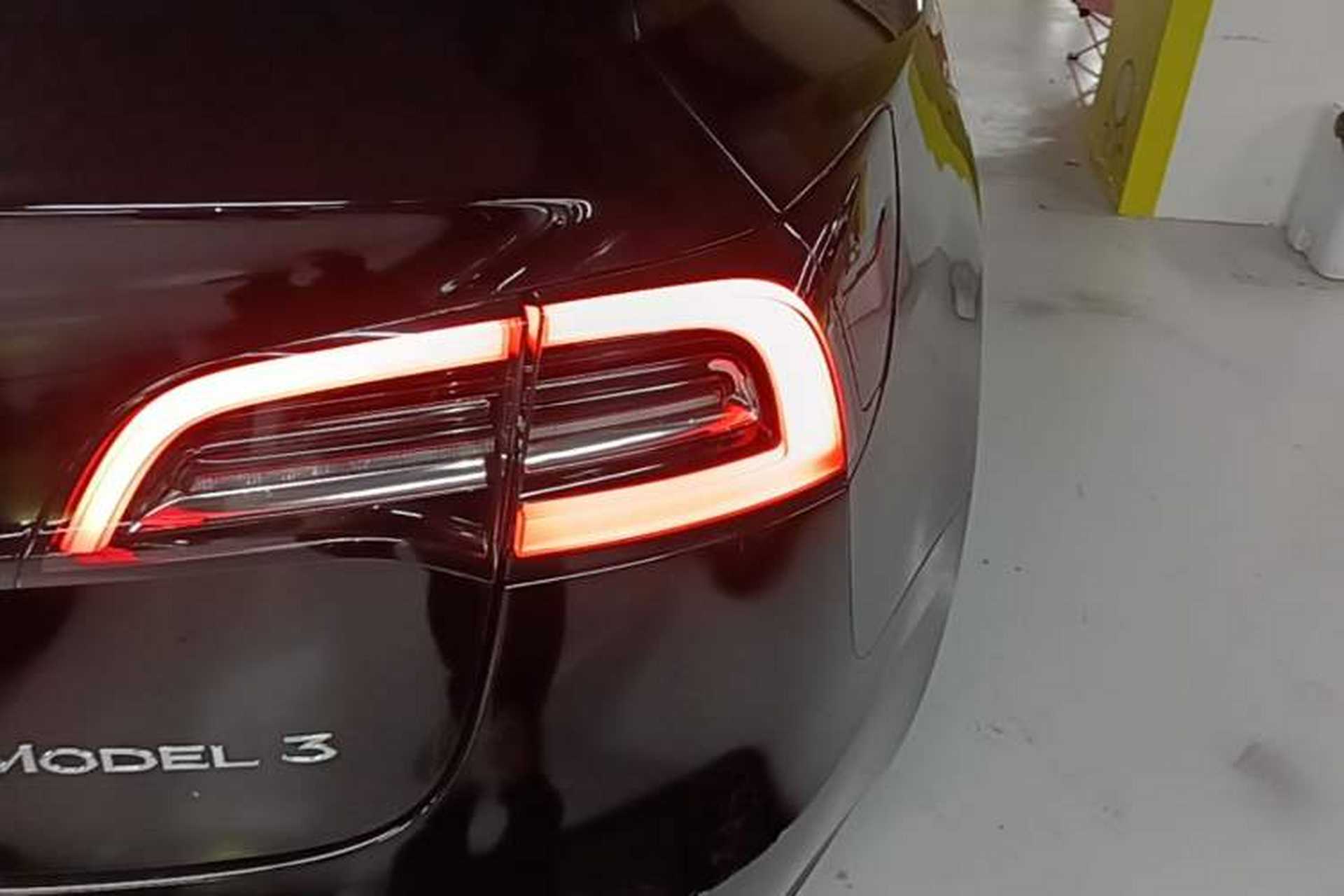 Used Tesla Model 3 2022 Rear-Wheel-Drive Version Exterior 3