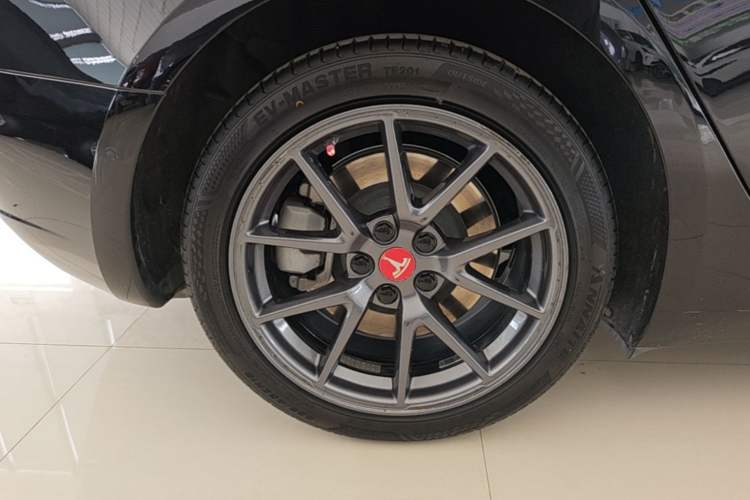 Used Tesla Model 3 2022 Rear-Wheel-Drive Version Exterior 3