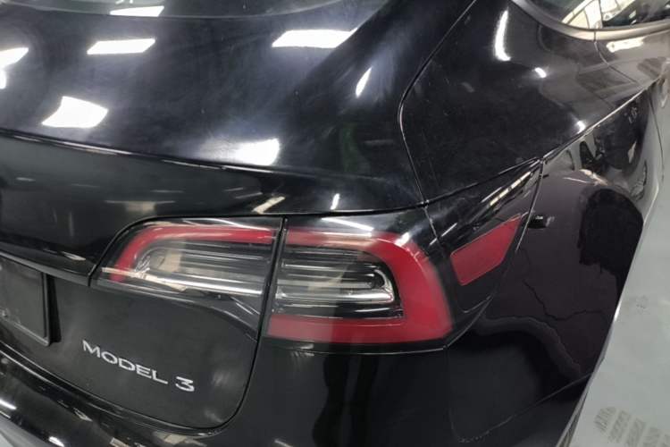 Used Tesla Model 3 2022 Rear-Wheel-Drive Version Exterior 3