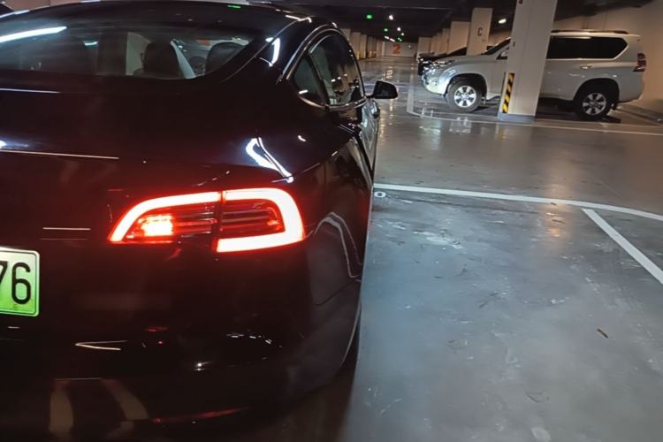 Used Tesla Model 3 2022 Rear-Wheel-Drive Version Exterior 3
