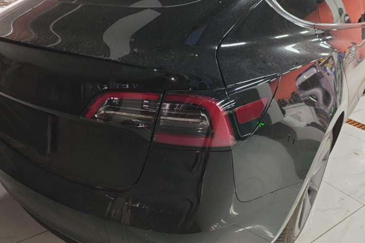 Used Tesla Model 3 2022 Rear-Wheel-Drive Version Exterior 3