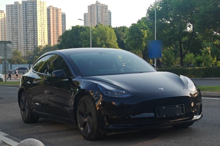 Used Tesla Model 3 2022 Rear-Wheel-Drive Version Exterior 3