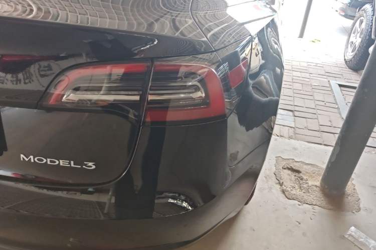 Used Tesla Model 3 2022 Rear-Wheel-Drive Version Exterior 3