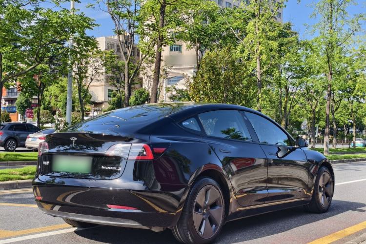 Used Tesla Model 3 2022 Rear-Wheel-Drive Version Exterior 3