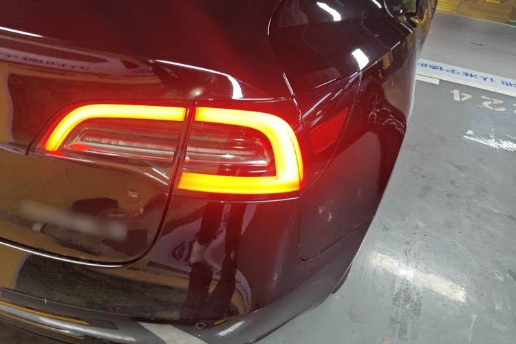 Used Tesla Model 3 2022 Rear-Wheel-Drive Version Exterior 3