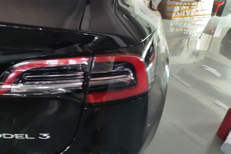 Used Tesla Model 3 2022 Rear-Wheel-Drive Version Exterior 3