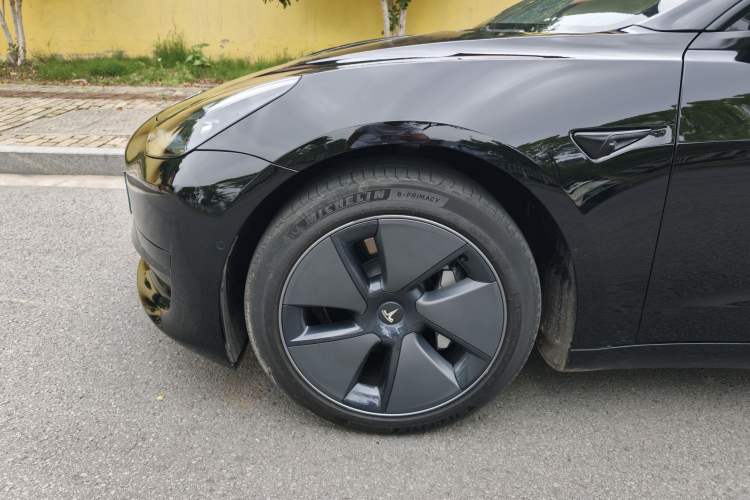 Used Tesla Model 3 2022 Rear-Wheel-Drive Version Exterior 3