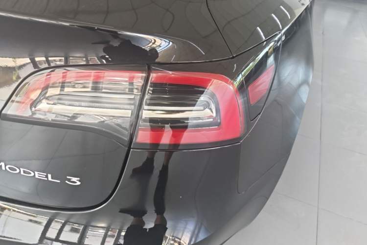 Used Tesla Model 3 2022 Rear-Wheel-Drive Version Exterior 3