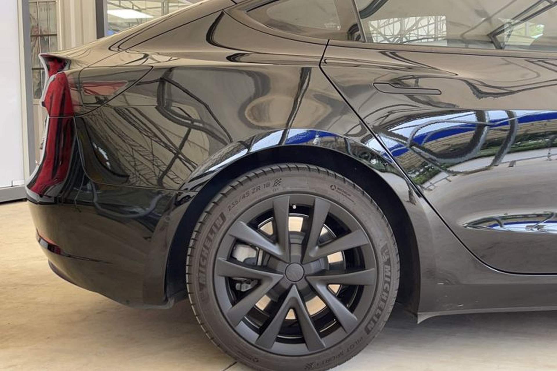 Used Tesla Model 3 2022 Rear-Wheel-Drive Version Exterior 3
