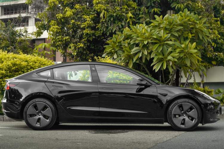 Used Tesla Model 3 2022 Rear-Wheel-Drive Version Exterior 3