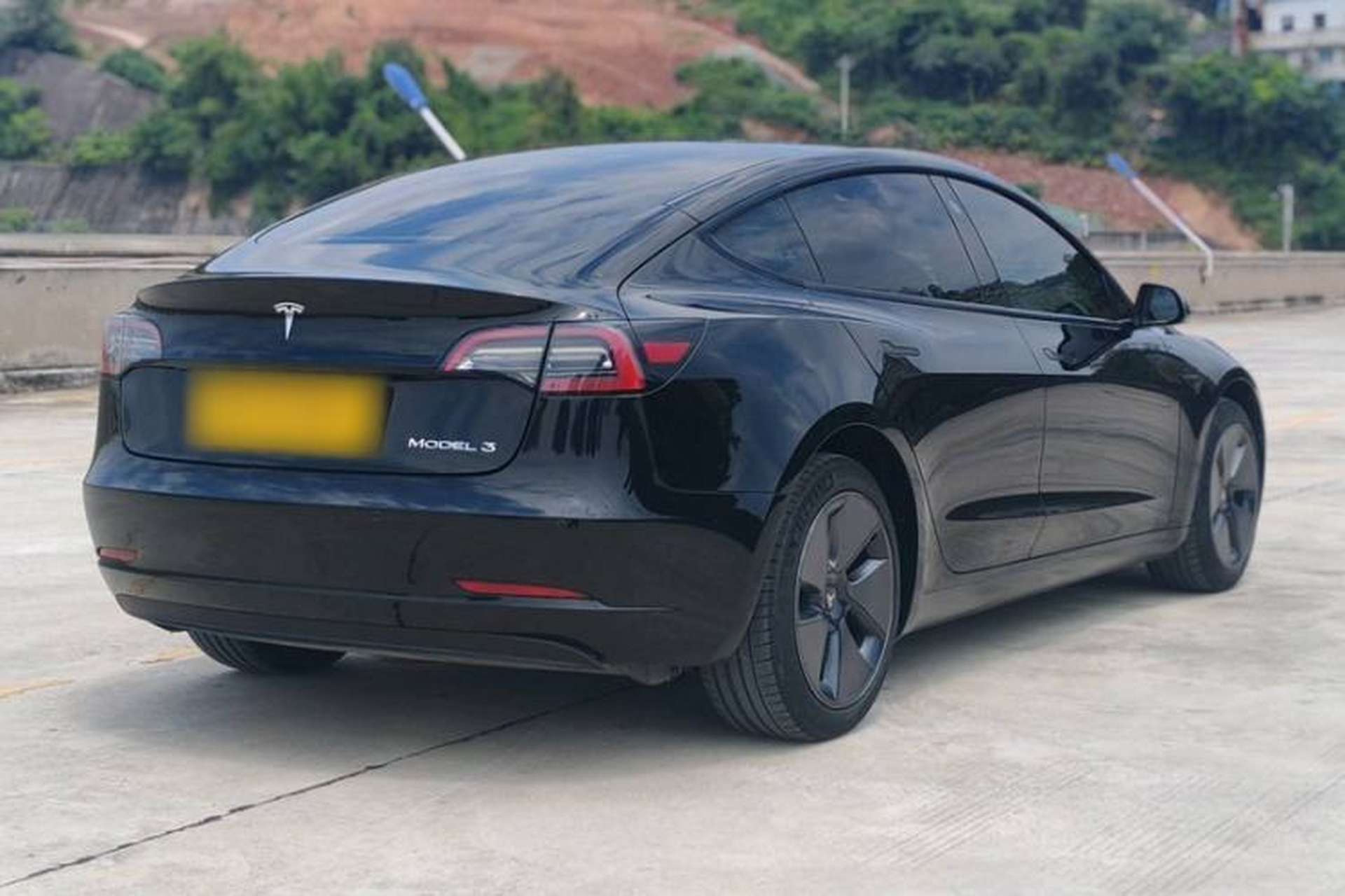 Used Tesla Model 3 2022 Rear-Wheel-Drive Version Exterior 3