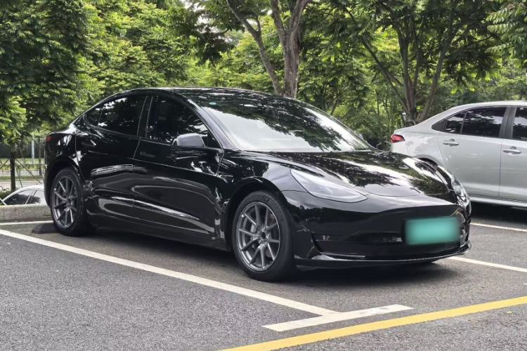 Used Tesla Model 3 2022 Rear-Wheel-Drive Version Exterior 4