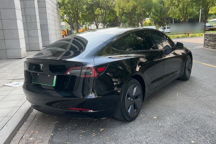 Used Tesla Model 3 2022 Rear-Wheel-Drive Version Exterior 4