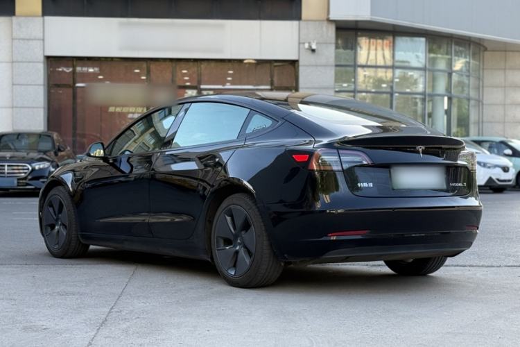 Used Tesla Model 3 2022 Rear-Wheel-Drive Version Exterior 4