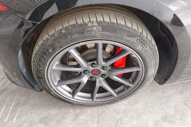 Used Tesla Model 3 2022 Rear-Wheel-Drive Version Exterior 4